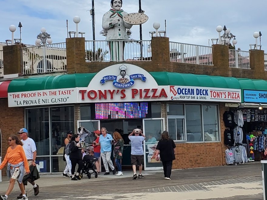 Tony's Pizza