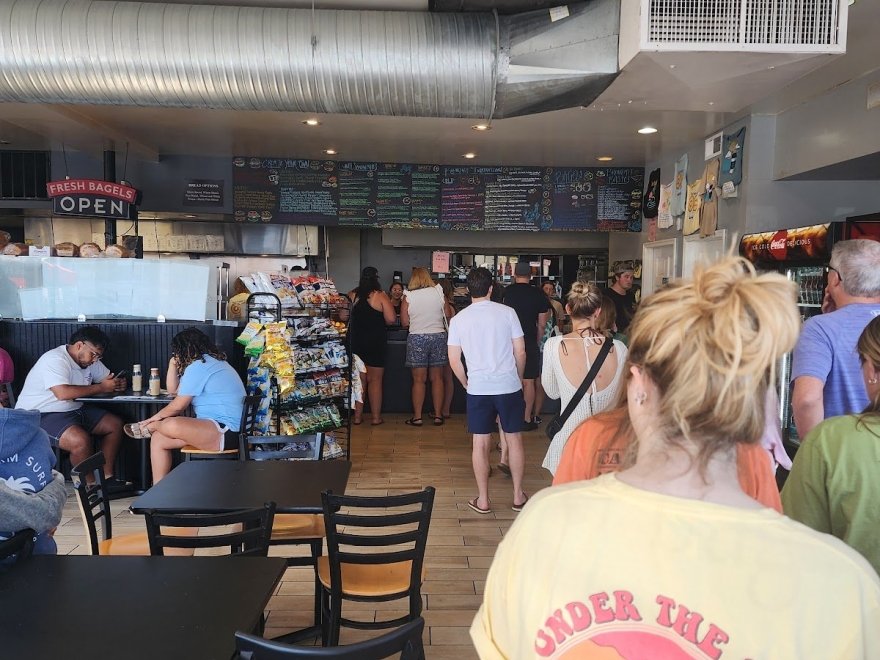 Über Bagels & Deli