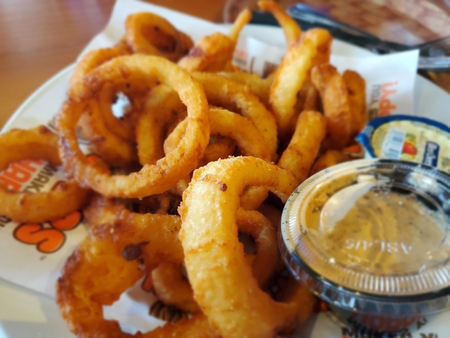 Hooters