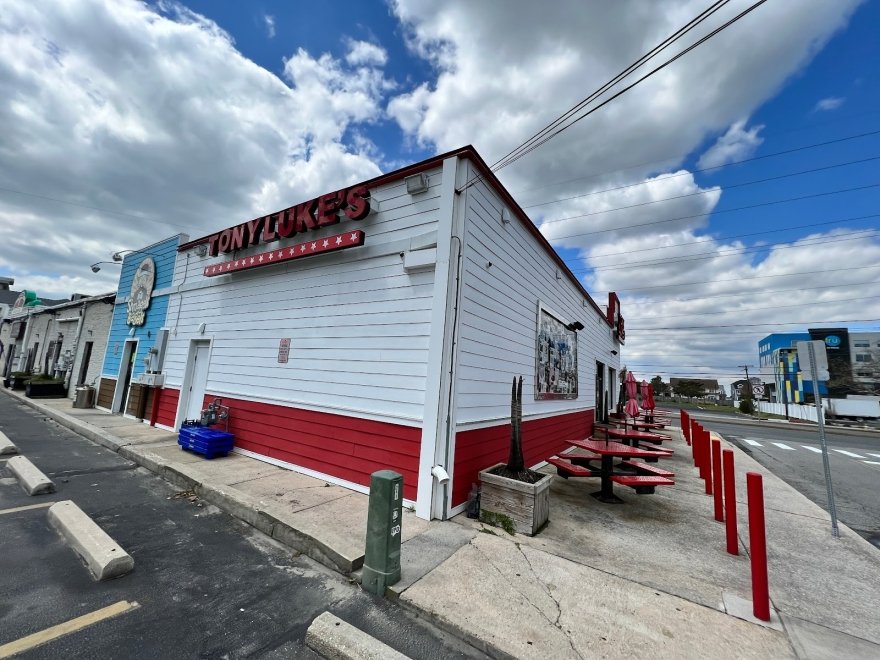 Tony Luke's