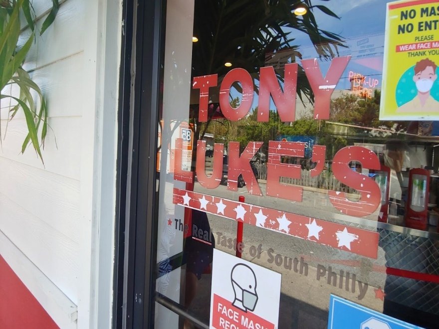 Tony Luke's