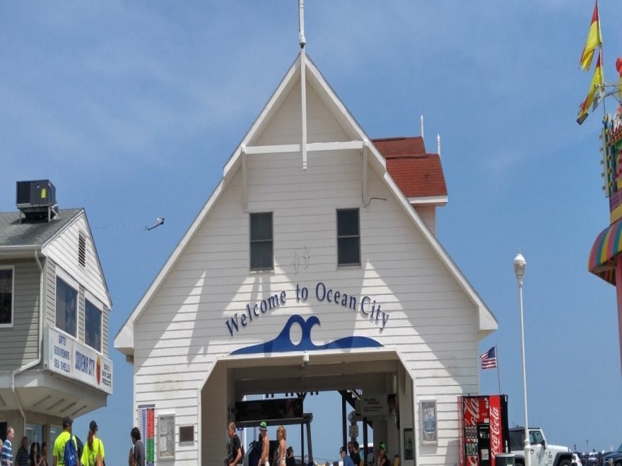 Oceanic Fishing Pier