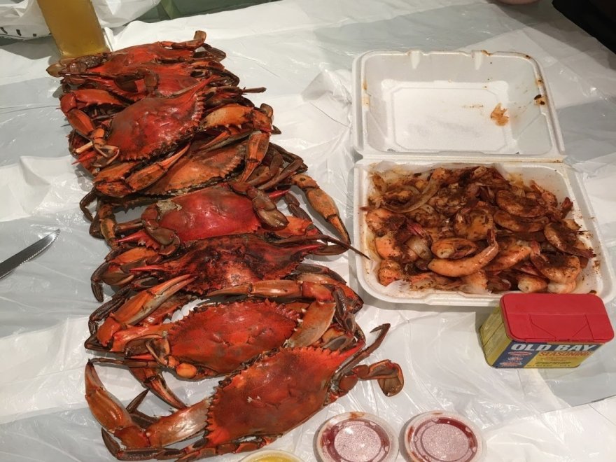 Victoria's Seafood & Crabs Carryout