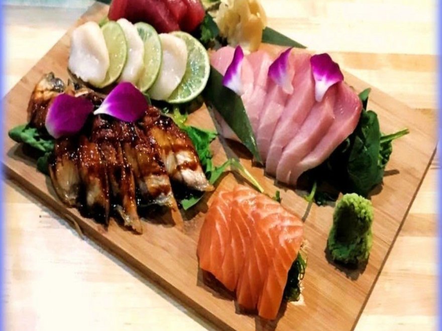 Nori Sushi Bar and Grill