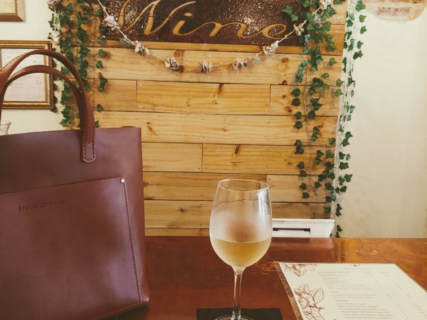 Tides & Vine