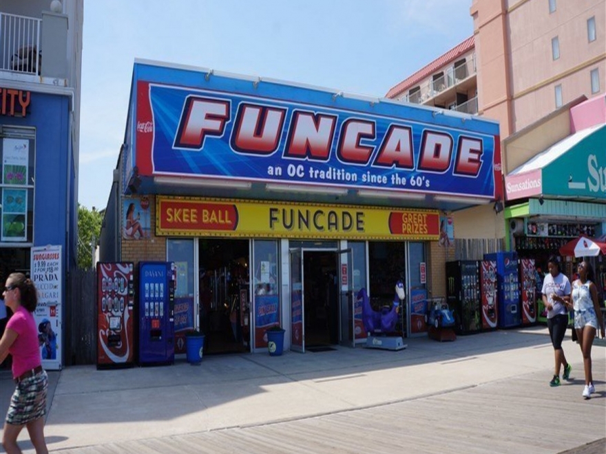 Funcade Family Fun Center