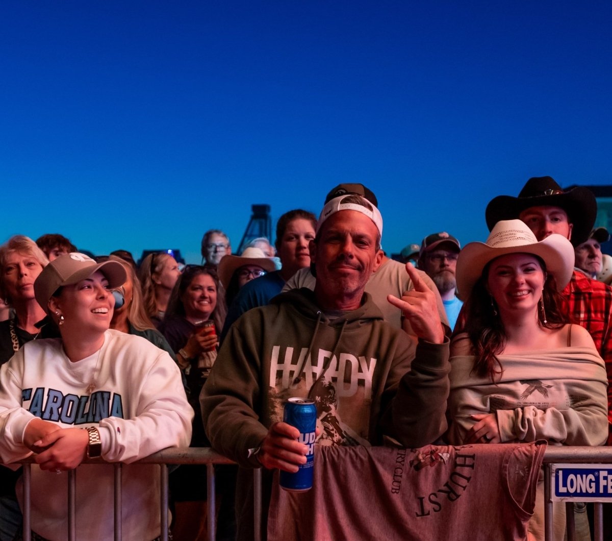 Country Calling Crowd at Country Calling